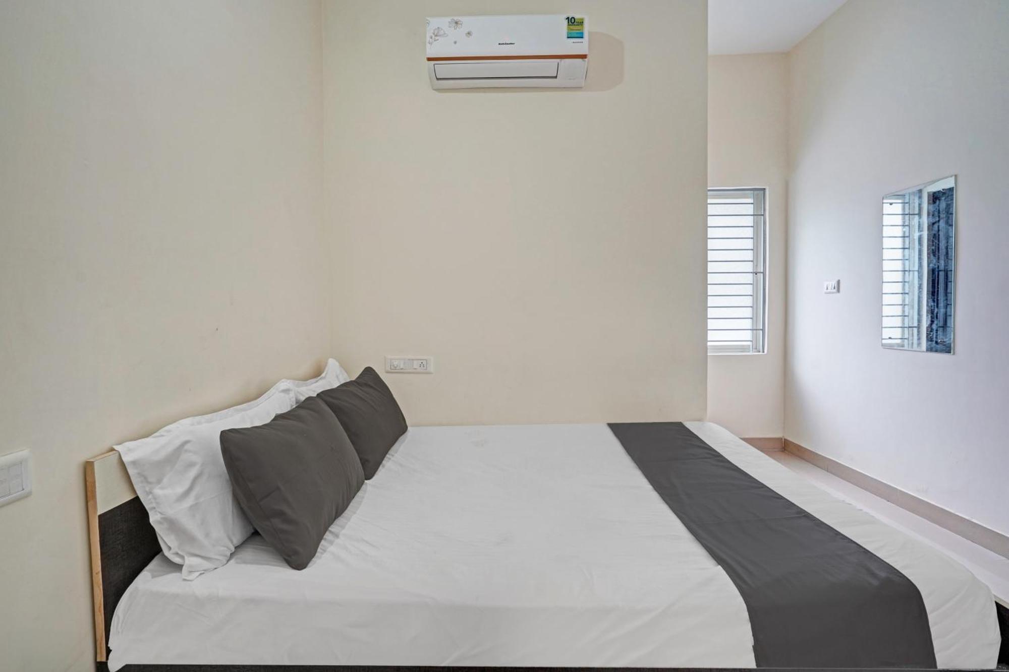 Hotel O Mg Boarding And Lodging 班加罗尔 外观 照片